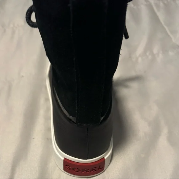 Sorel Women's Joan of Arctic Leather & Suede Winter Boot Black Sea Salt, US 8.5 - Picture 4 of 9